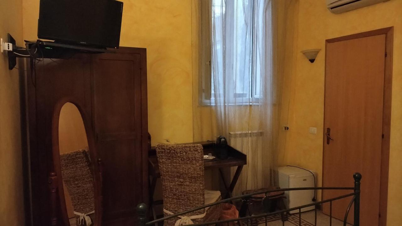 Palazzo Aprile Hotel Caltagirone Exterior photo