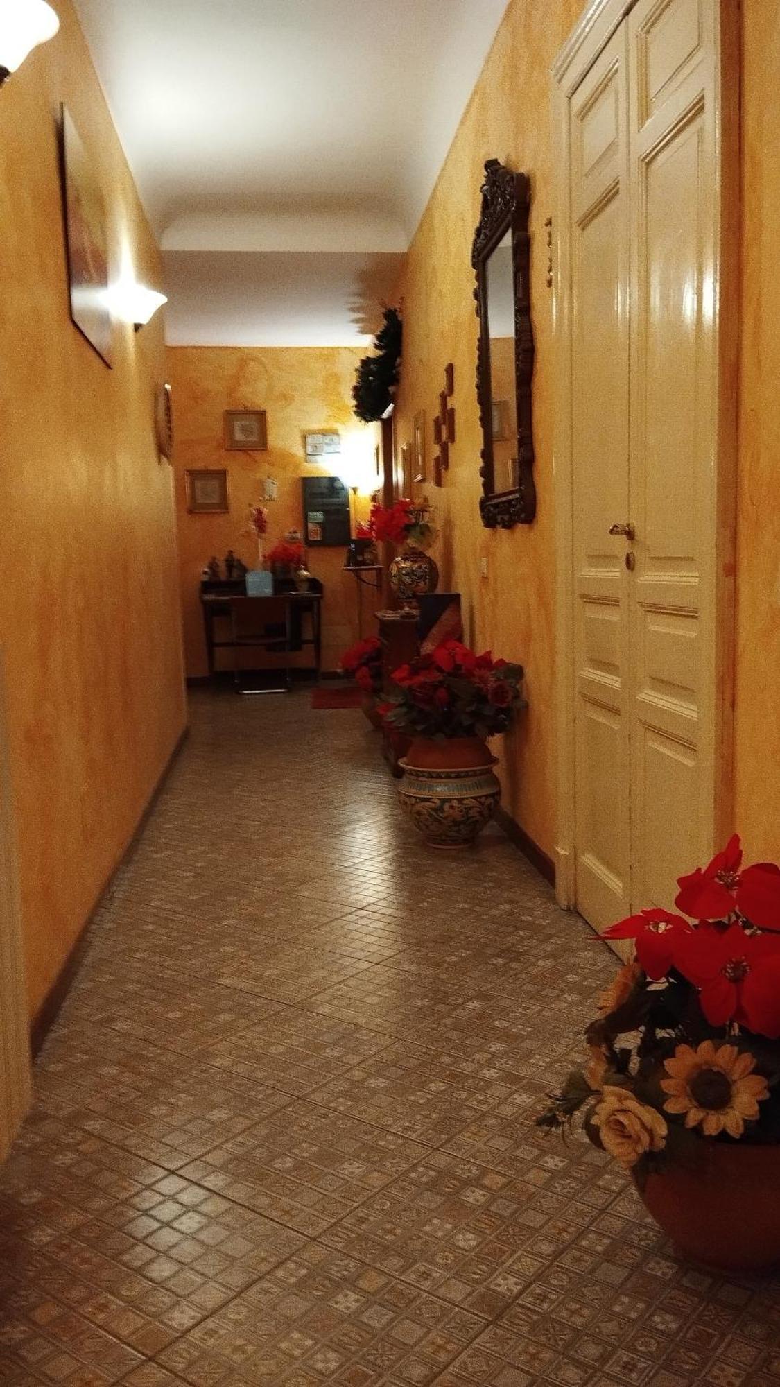 Palazzo Aprile Hotel Caltagirone Exterior photo